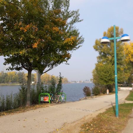 Bungalow At Lake Alte Donau Vienna Luaran gambar