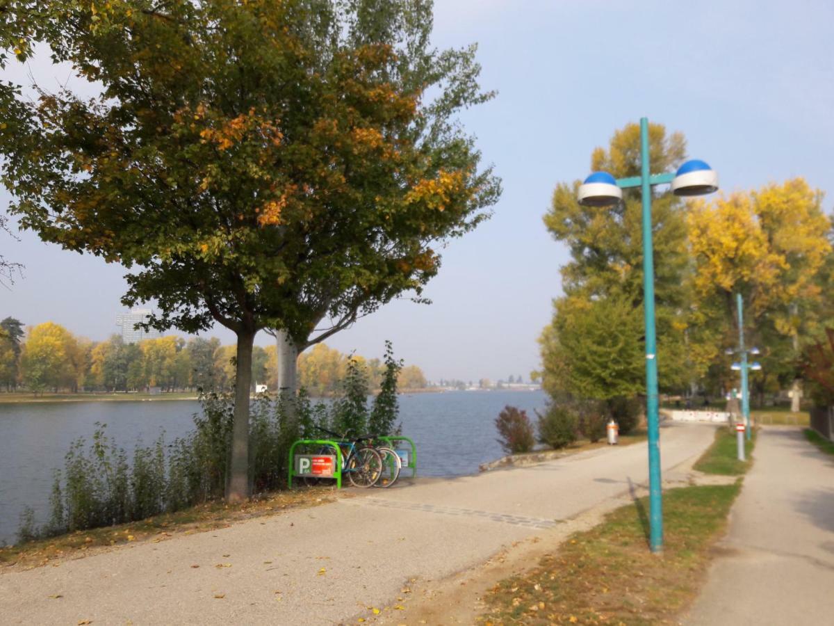 Bungalow At Lake Alte Donau Vienna Luaran gambar
